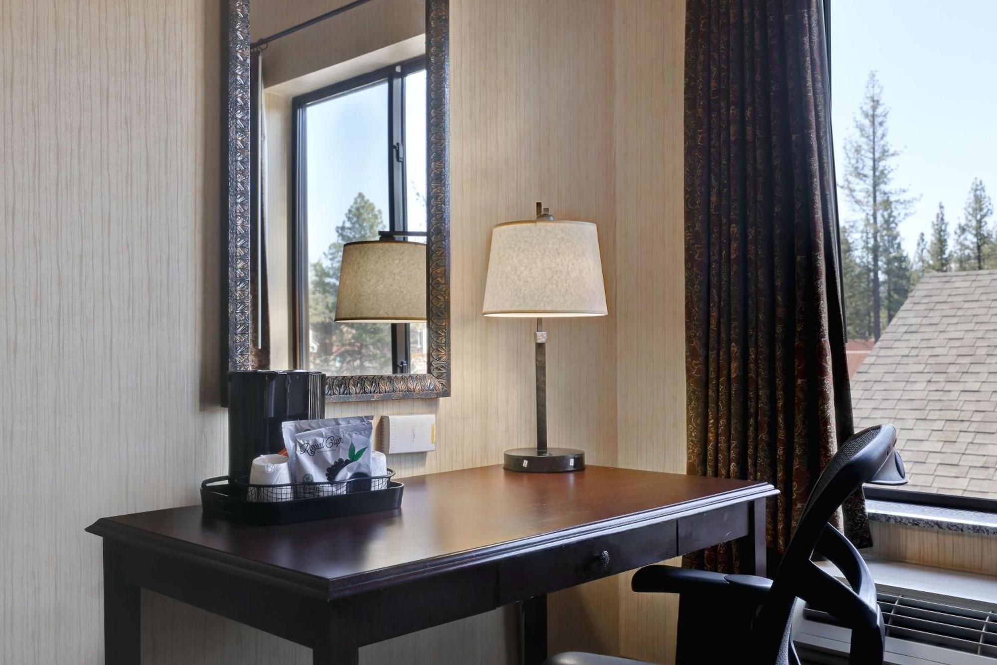 Martis Valley Lodge, Tapestry Collection By Hilton Truckee Exterior foto
